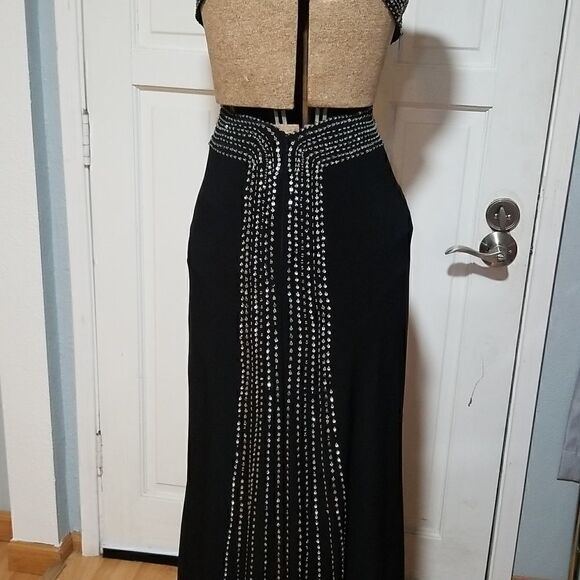 Betsy and Adam jeweled halter formal gown Black with sequined and jewels - Picture 11 of 16